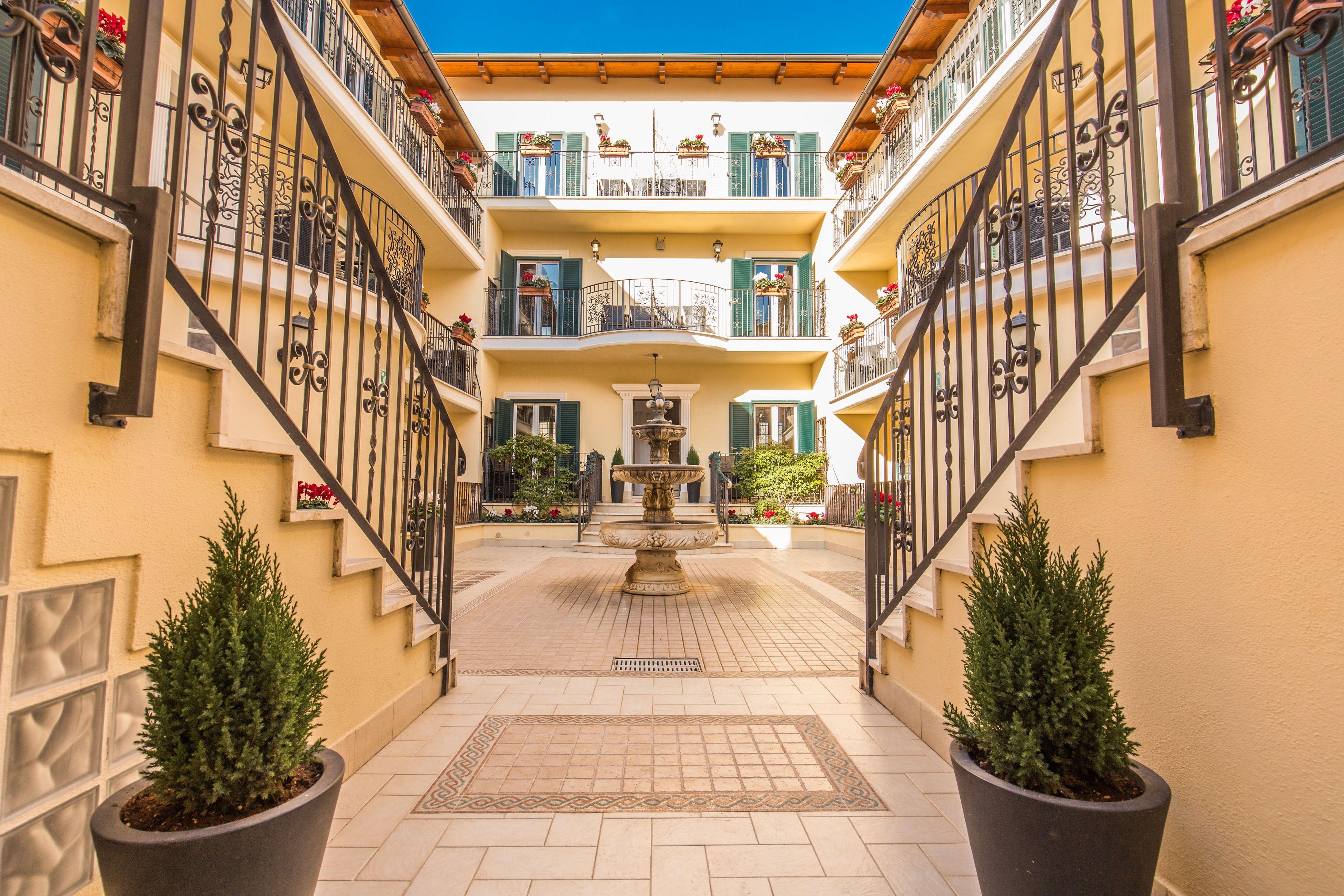 Aurelia Vatican Apartments — Photos 2